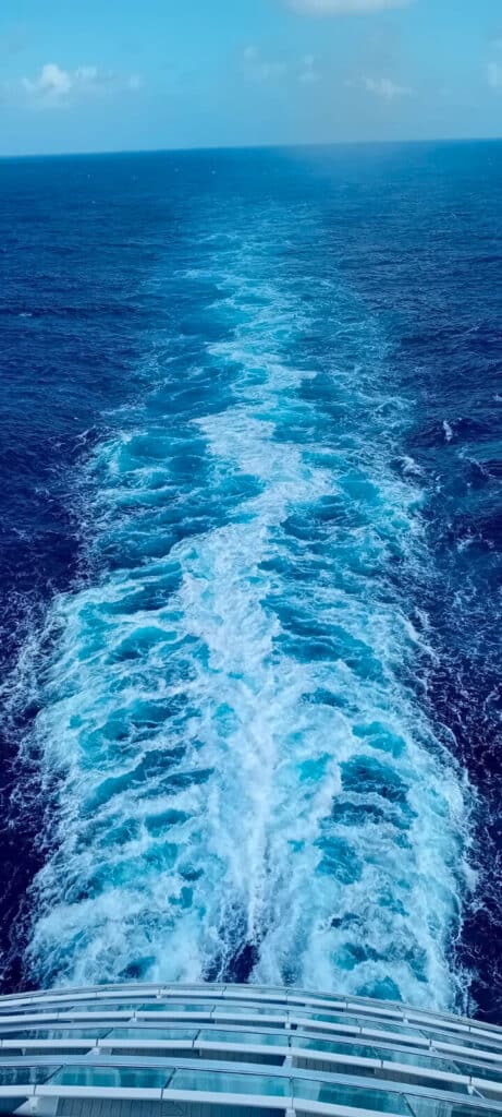 photo a larrere du bateau 2