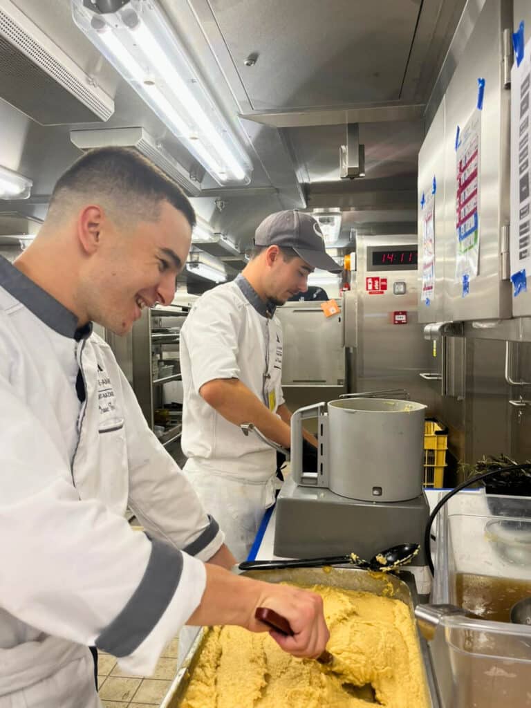 2TSB en cuisine sur le Celebrity Xcel
