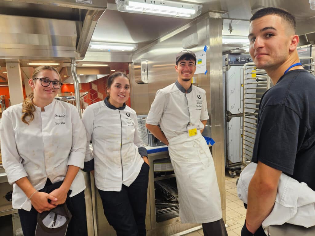 photo de groupe cuisine
